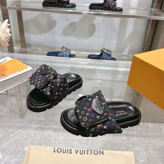 Louis Vuitton Comfortable Magic Tape Sandals with Zipper Pocket