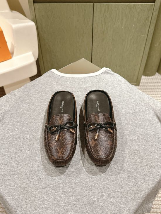 Louis Vuitton Embossed Leather Loafer Slippers Soft Sole Slip-on Shoes