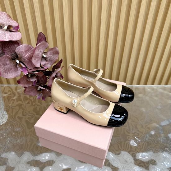 Miu Miu Chain Decorated Chunky Heel Genuine Leather Shoes