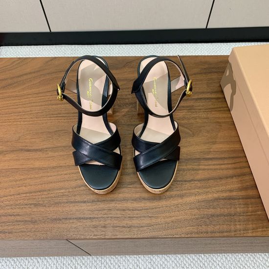Gianvito Rossi Platform Leather Sandals with Premium Leather Sole