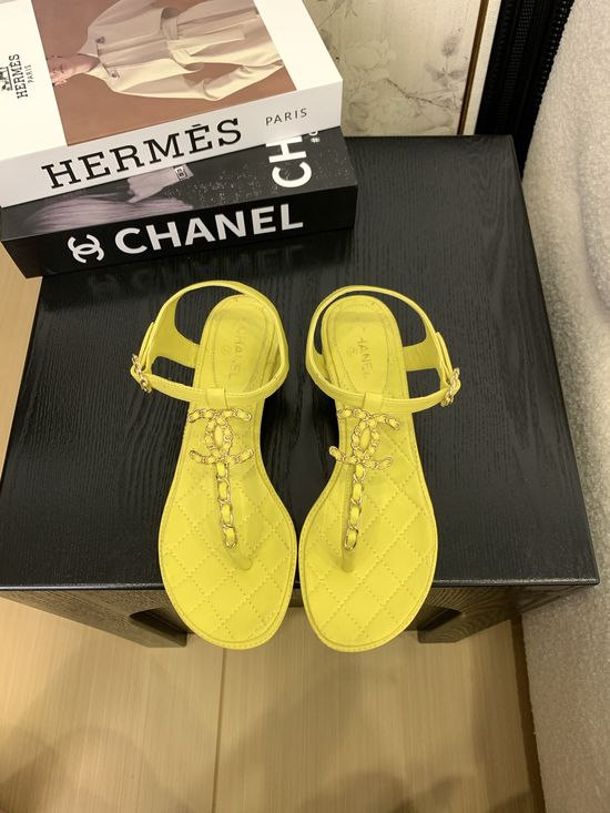 Chanel Premium Leather Toe-Post Sandals With Leather Sole