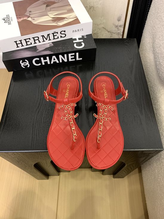 Chanel Premium Leather Toe-Post Sandals With Leather Sole