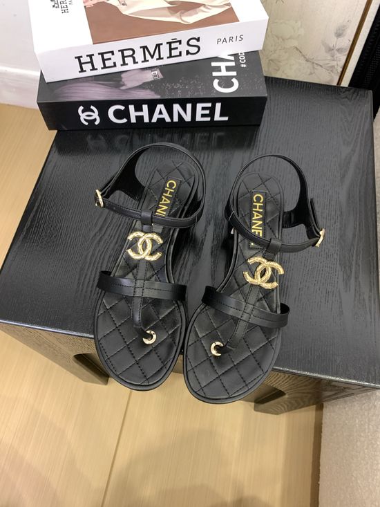 Chanel Premium Leather Toe-Post Sandals With Leather Sole