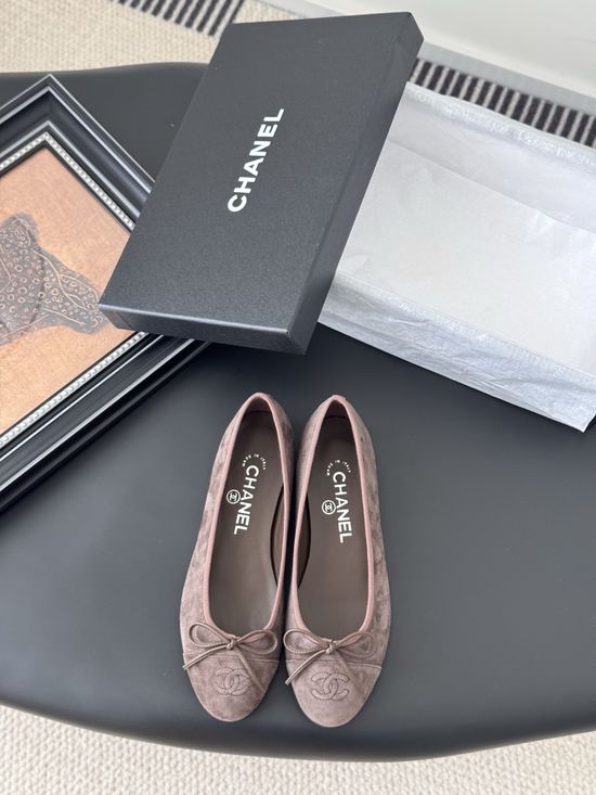 Chanel Classic Round Toe Low Heel Ballet Flats with Leather Sole