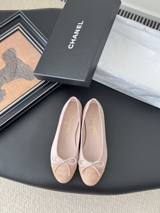 Chanel Classic Round Toe Low Heel Ballet Flats with Leather Sole