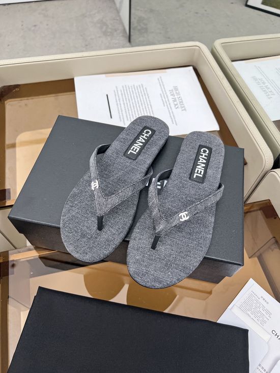 Chanel High Quality Flip Flops Comfortable Sheepskin Upper Sole