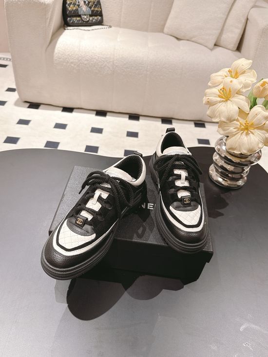 Chanel Grained Leather Upper Non Slip Casual Sneakers