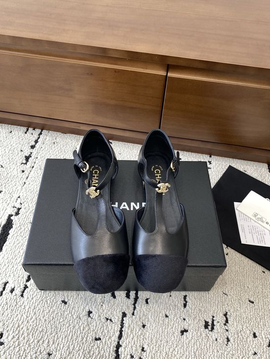 Chanel Classic Round Toe Soft Leather Ballet Flat Shoes
