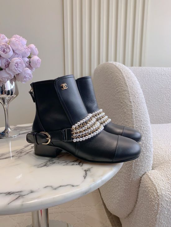 Chanel Classic Pearl Chunky Heel Ankle Boots Sheepskin Upper