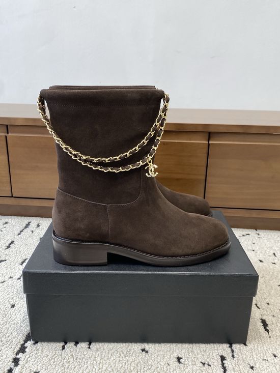 Chanel Cowhide Mid-calf Boots With Chain Detail Comfortable Daily Shoes