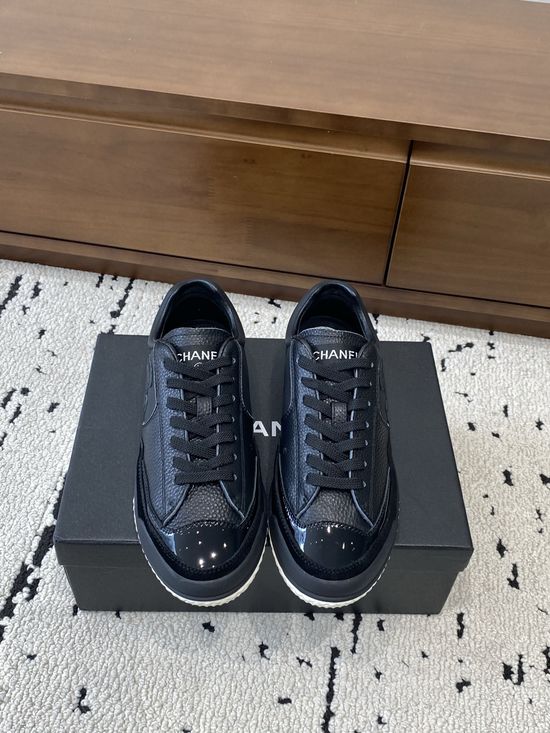 Chanel Classic Casual Leather Sneakers Non-slip Sole
