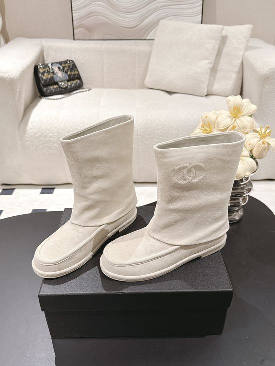 Chanel Suede Flat Boots Soft Comfortable Non-slip Durable Premium Material