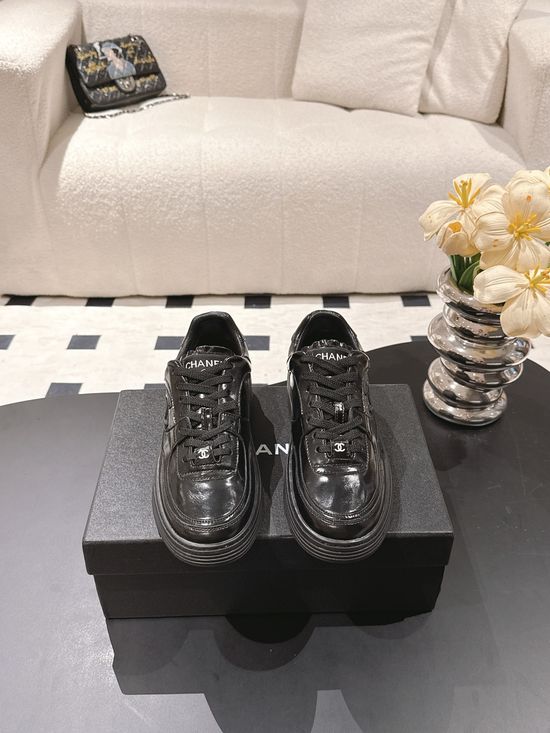 Chanel Premium Oil Wax Leather Casual Sneaker Low Heel Comfortable