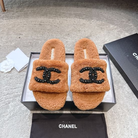 Chanel Comfortable Thick Sole Wool Lined Slippers