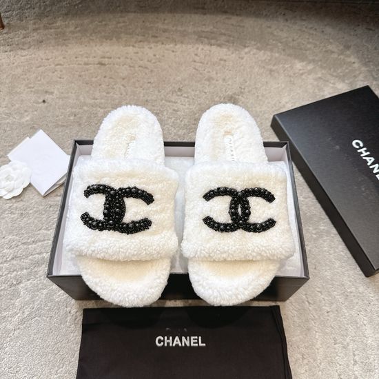 Chanel Comfortable Thick Sole Wool Lined Slippers