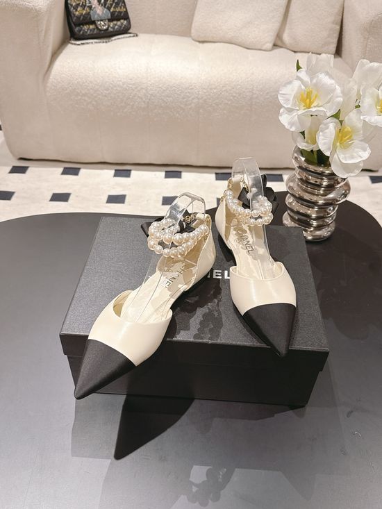 Chanel Elegant Pointed Toe Pearl Decor Leather Dress Shoes