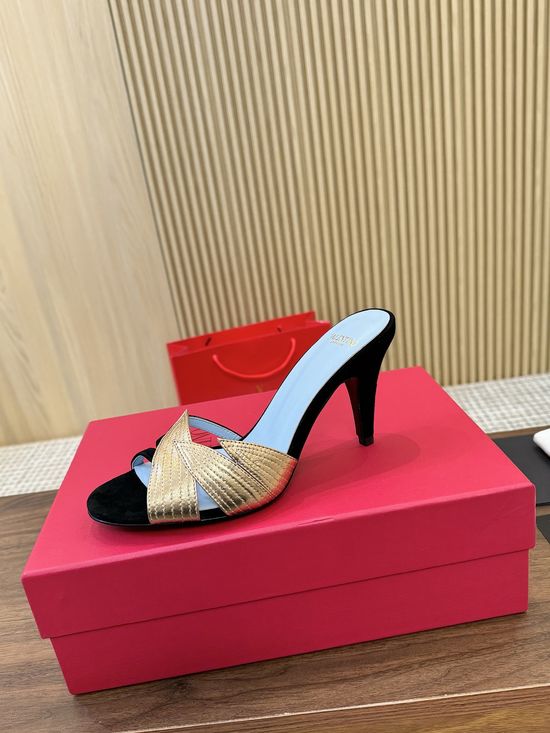 Valentino Elegant Leaf-Element Backless Walking Shoes