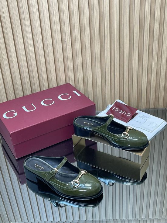 Gucci Horsebit Decor Patent Leather Mary Jane Chunky Heel Mules