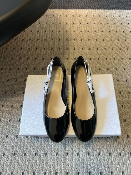 Christian Dior Patent Leather Round Toe Bow Decor Flat Casual Shoes