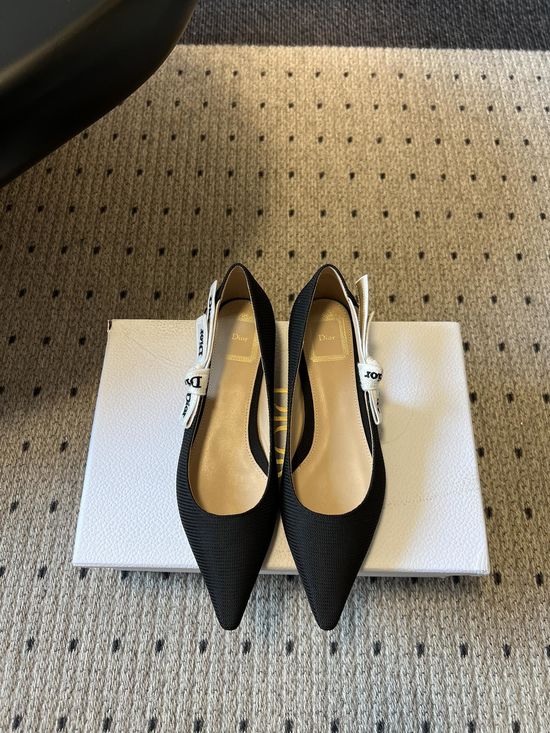 Christian Dior Pointed Toe Stiletto Heels With Bow Detail Elegant Shoes