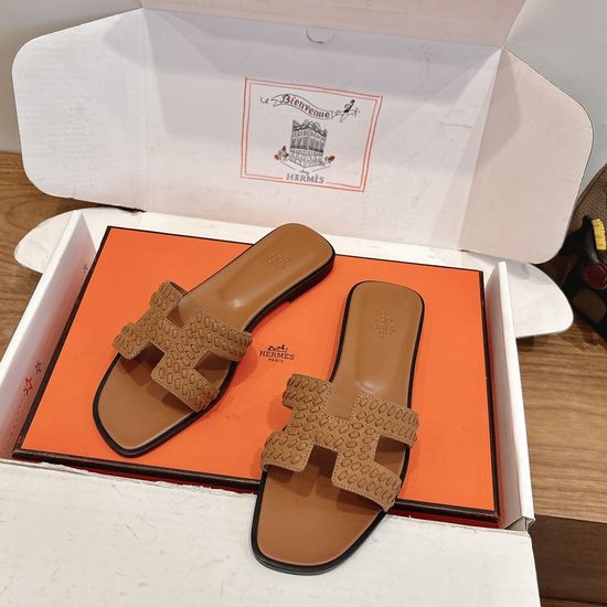Hermes Premium Cowhide Colorblock Elevated Comfort Casual Footwear