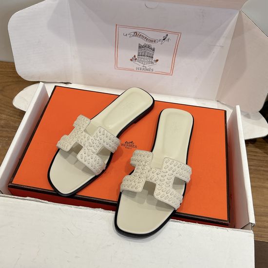 Hermes Premium Cowhide Colorblock Elevated Comfort Casual Footwear
