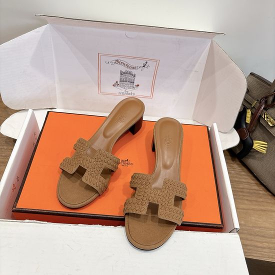 Hermes Premium Cowhide Colorblock Elevated Comfort Casual Footwear