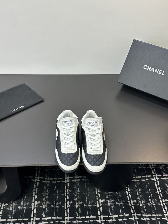 Chanel Trendy Panda-Colored Casual Sneakers with Soft Sole