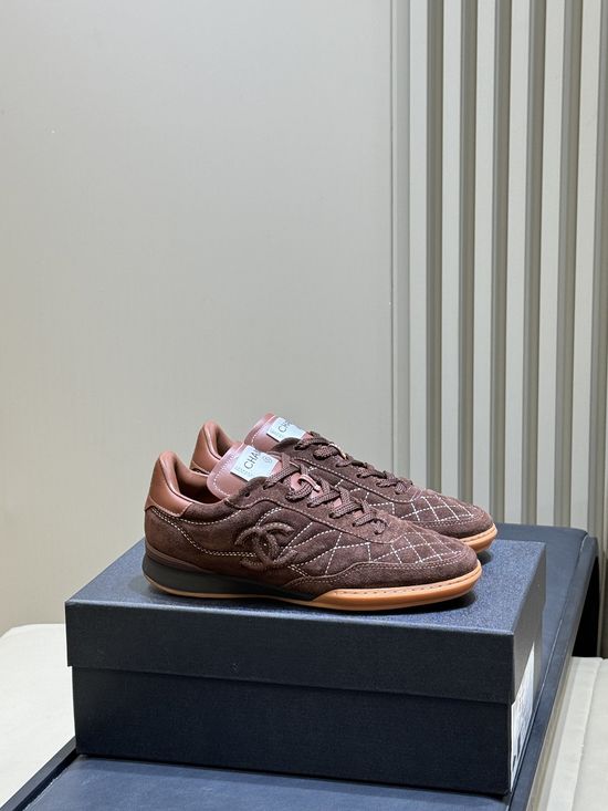 Chanel Soft Sheepskin Low Top Casual Sneakers