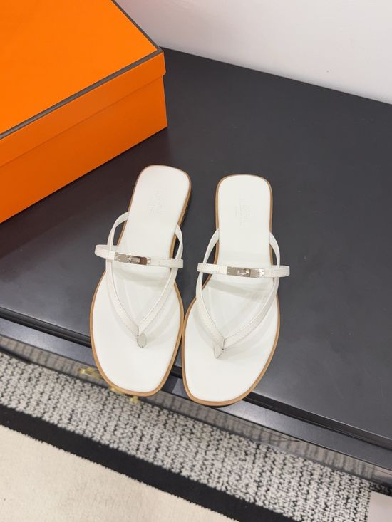 Hermes Stylish Italian Leather Slippers for Comfort