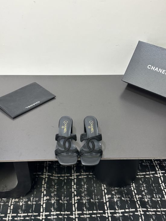 Chanel Lambskin Upper Slippers with Genuine Leather Sole