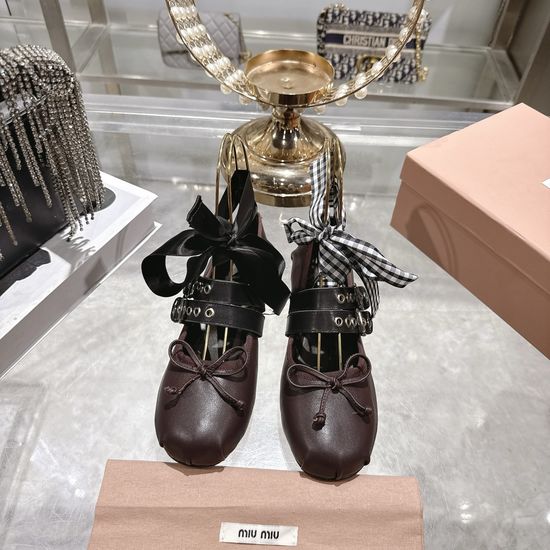 Miu Miu Elegant Bow Detail Soft Leather Ballet Flats