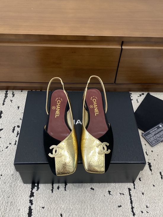 Chanel Color Block Flat Open Heel Sandals Metal Decor Comfortable Footwear