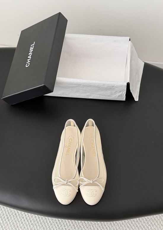 Chanel Classic Elegant Comfortable Flat Ballet Shoes