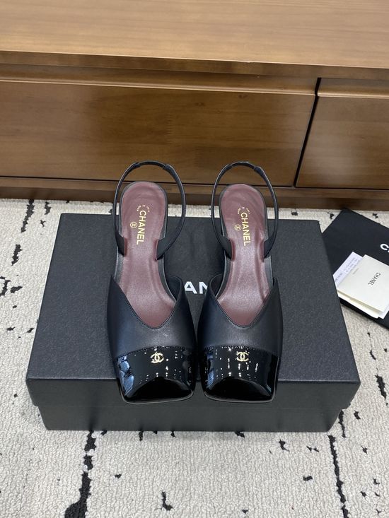 Chanel Color Block Block Heel Open Heel Square Toe Elegant Sandals