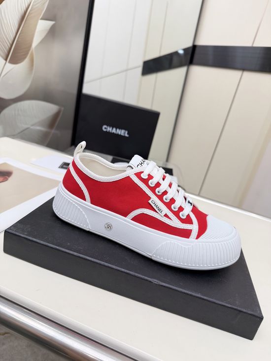 Chanel Stylish Mixed-Material Sporty Sneakers for All Occasions